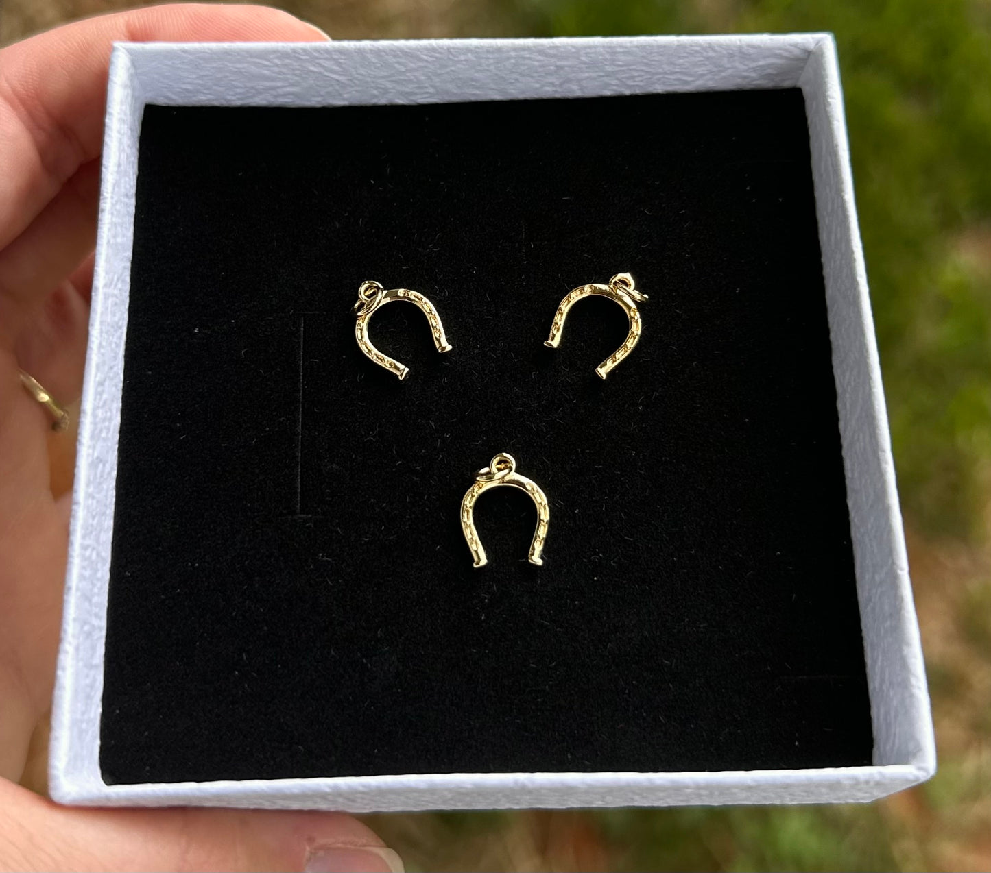 Lucky Horse Shoe -Gold